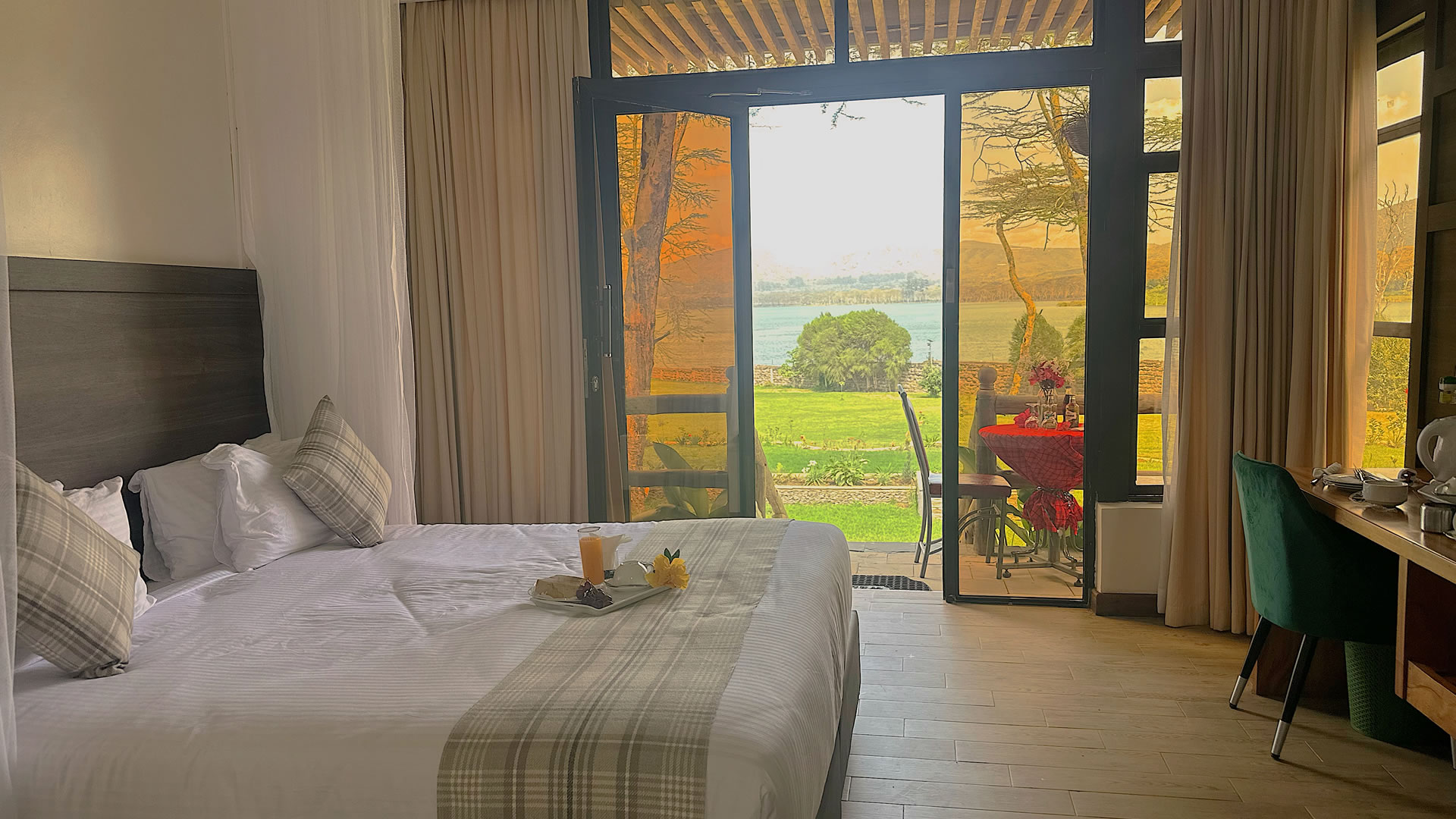 lake oloiden suites
